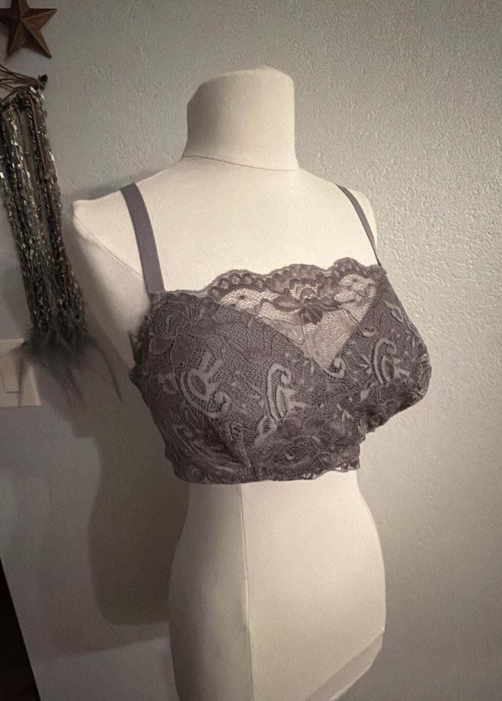 Valmont Soft Cup Embroidered Lace Bra Size 40C Gray Cami Style 3