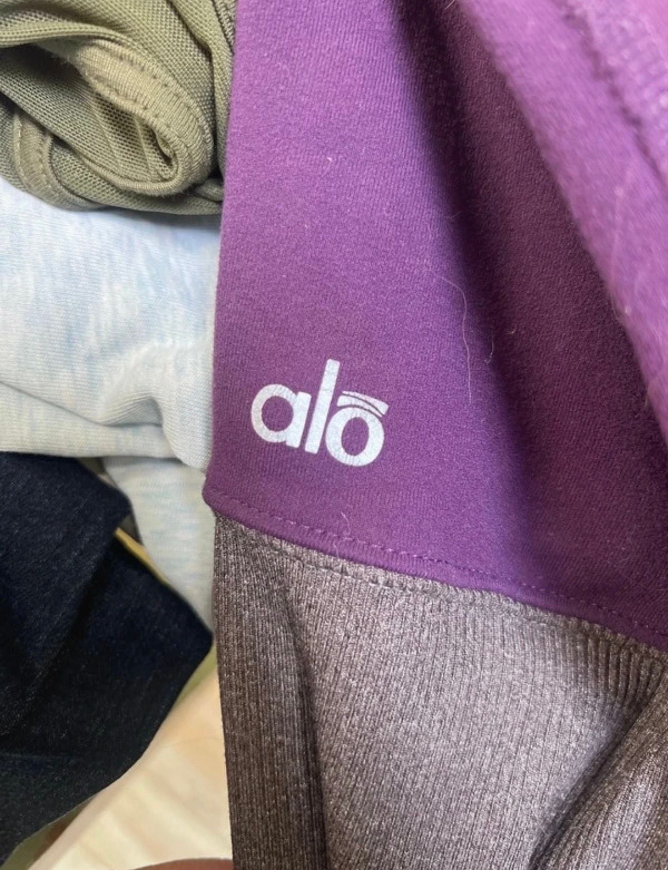 Alo Yoga Goddess Ribbed Leggings Purple Gray 3