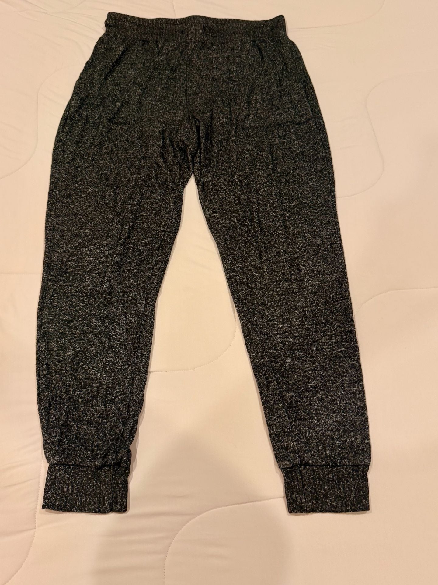 Stars Above Perfectly Cozy Joggers Small black marble 2