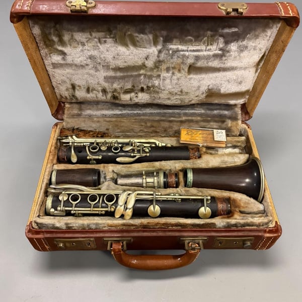Noblet Paris Wood Bb Clarinet with Hard Case Vintage