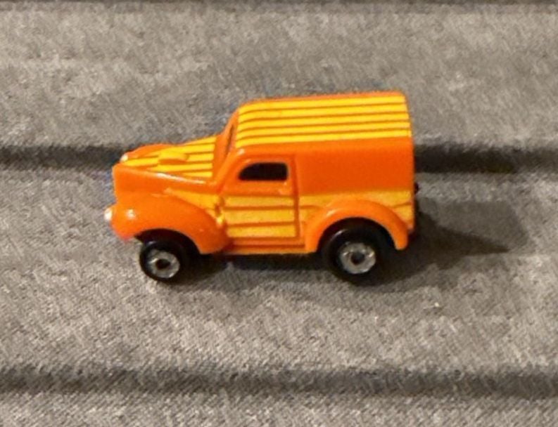 Micro Machines Galoob Insiders Willys 41 Van Orange Vintage Mini 1