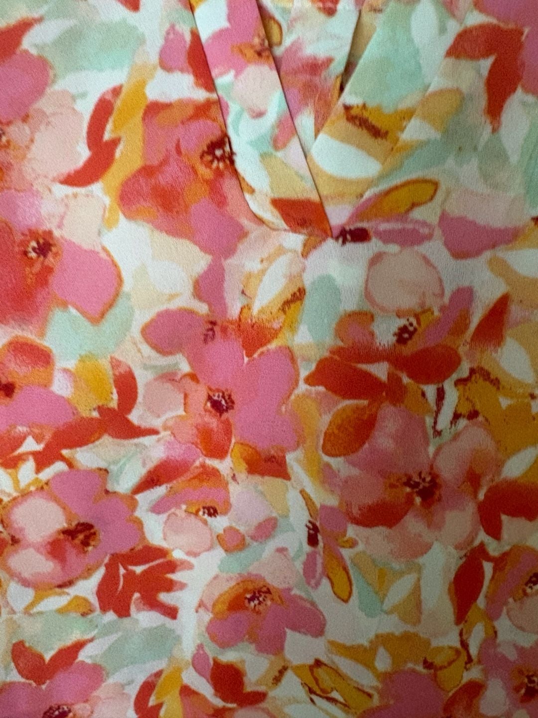 Juniper + Lime Sleeveless Blouse Size S Pink Floral Print V-Neck Top 3