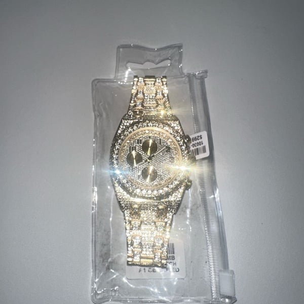 Brand new iced-out fashion watch