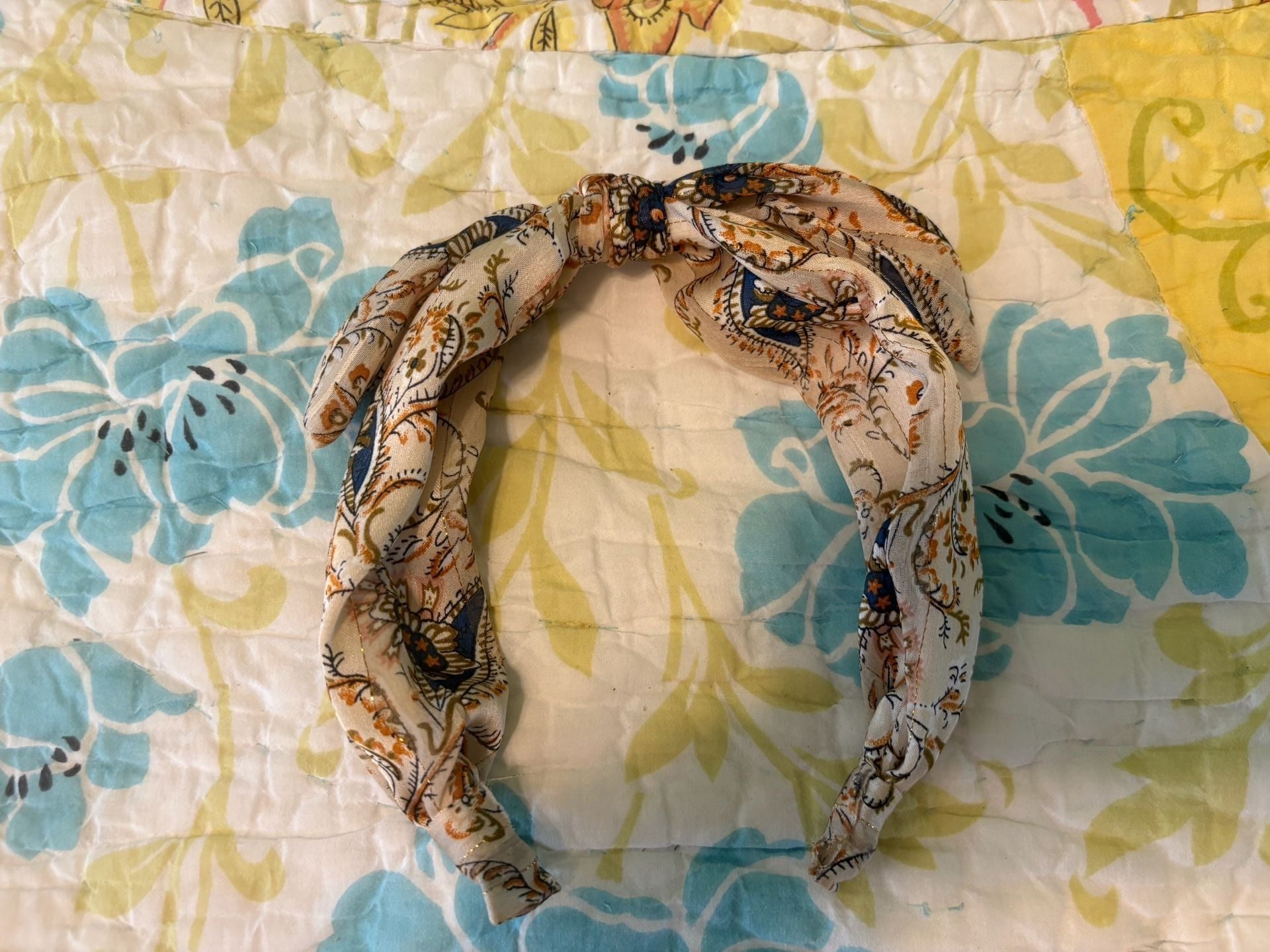 NWOT / GUC Multi-Strand Silver, Gold, boho And Pearl Headbands Set Of Four 9