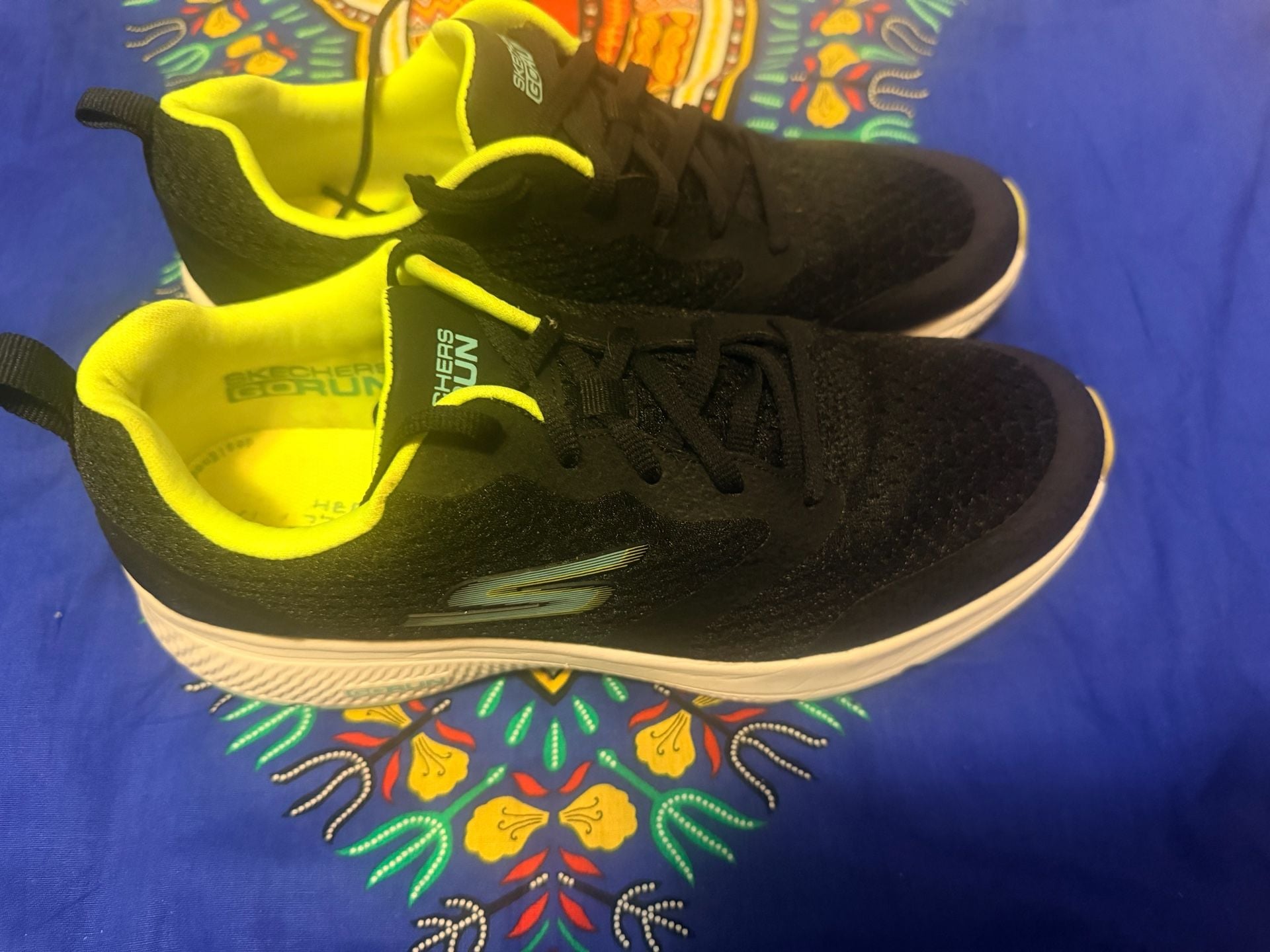Skechers Go Run Consistent Intensify Black Lime Running Shoes 2