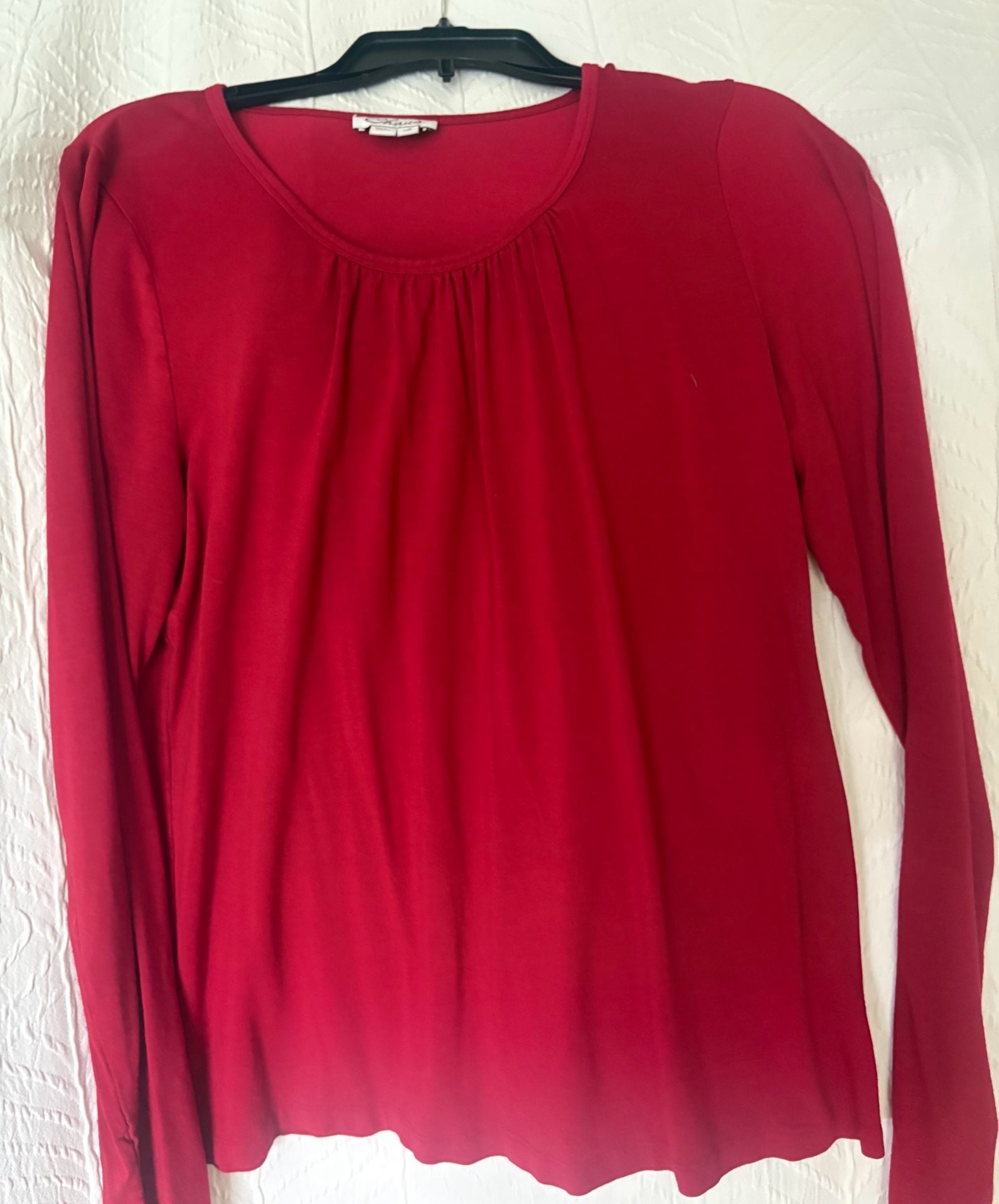 Chaus Long Sleeve Pleated Shirt Size L Red Crew Neck Top 2
