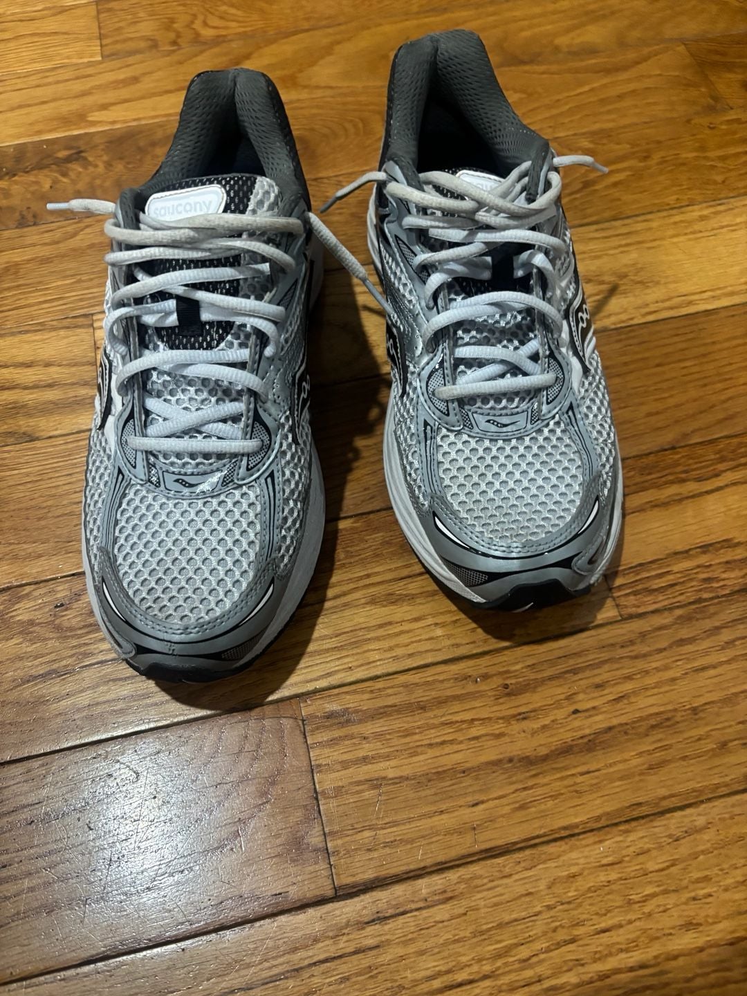 Saucony ProGrid Omni 9 Silver Gray Black Sneakers Unisex Size 10.5 5