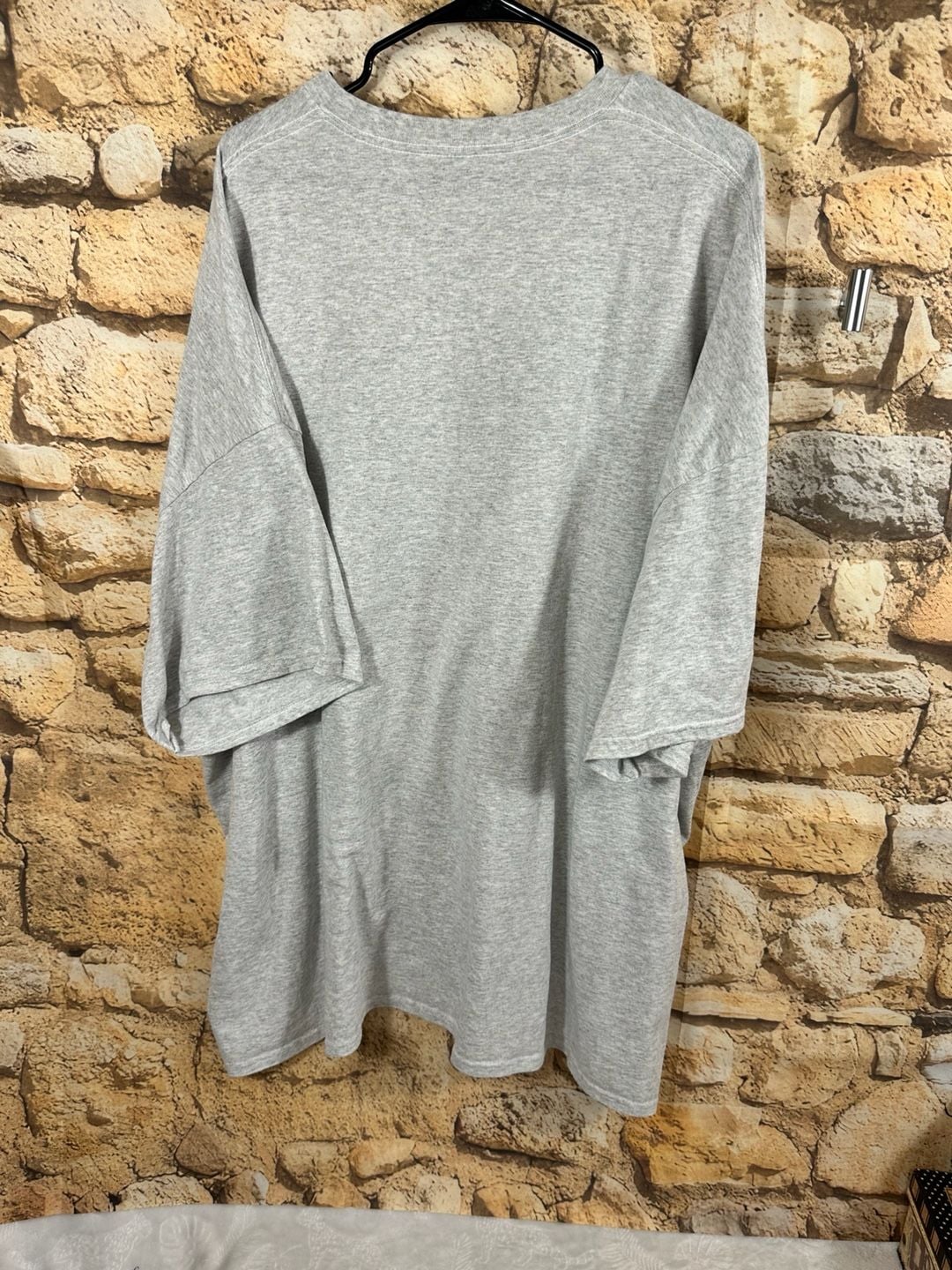 Gildan Graphic T-Shirt Size 5XL Grey Leopard Bow 8