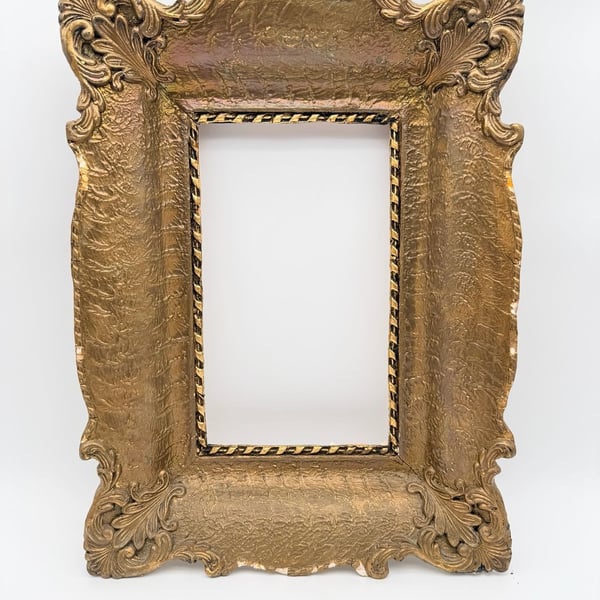 Vintage Ornate Baroque Gold Gilt Wood Picture Frame Antique Decor