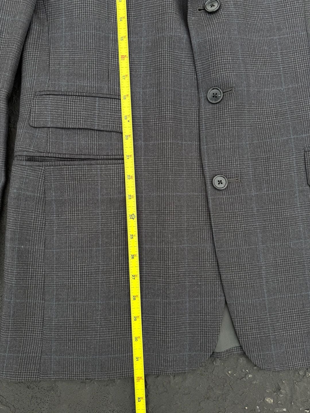 Vintage Burberrys Wool Blazer Size 40R
Rare item  7