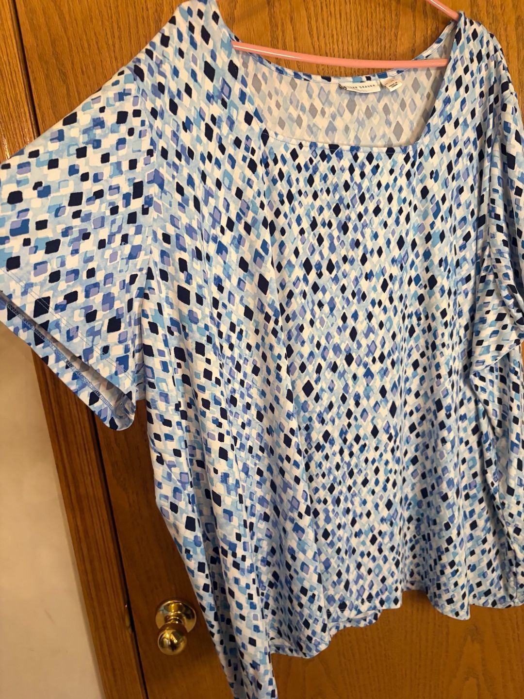 Susan Graver Geometric Diamond Print Short Sleeve Top Size 5X Blue 4