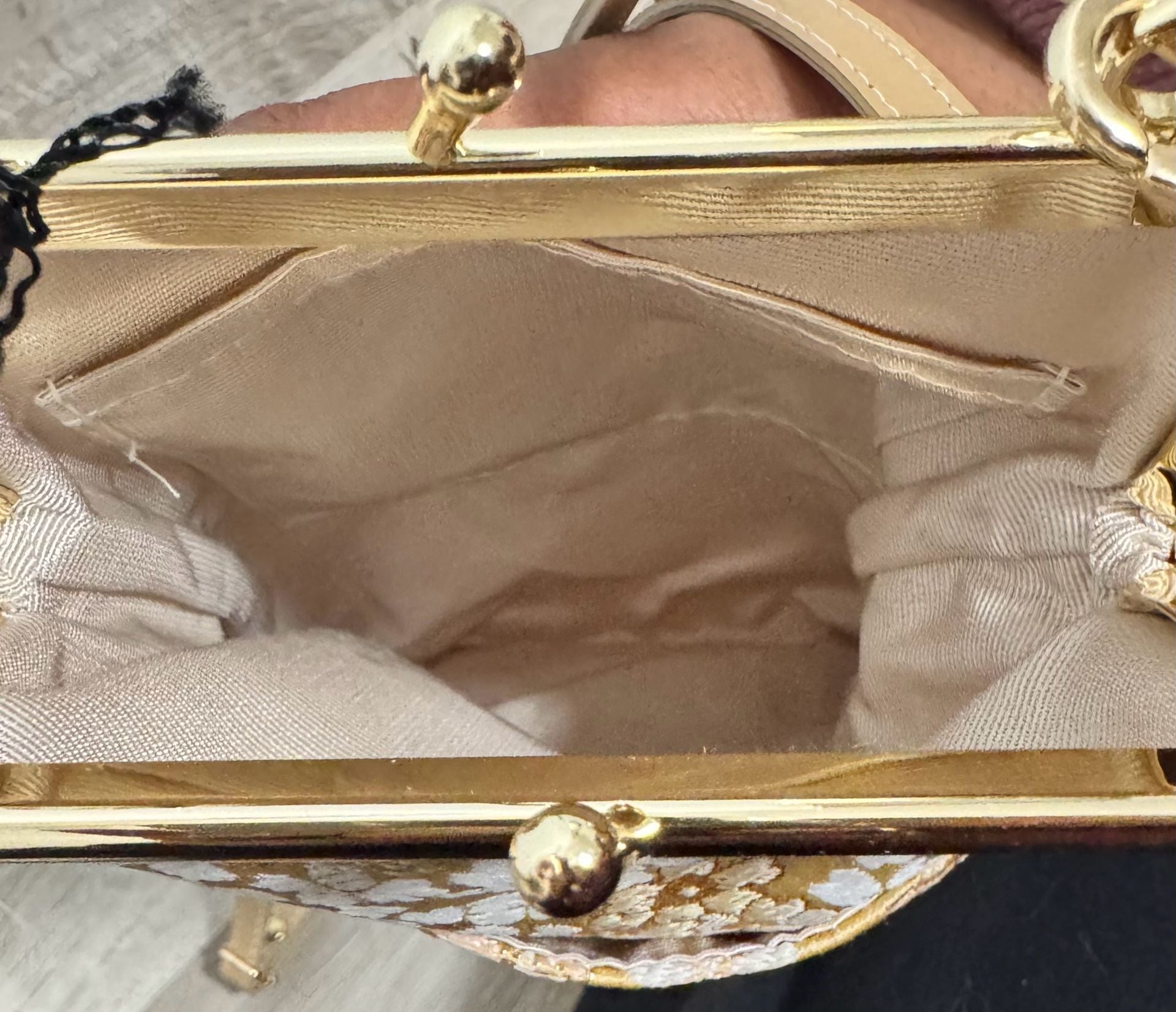 Tomorrow Fabric Crossbody Bag Gold Cherry Blossom Floral Kiss Lock Purse 4