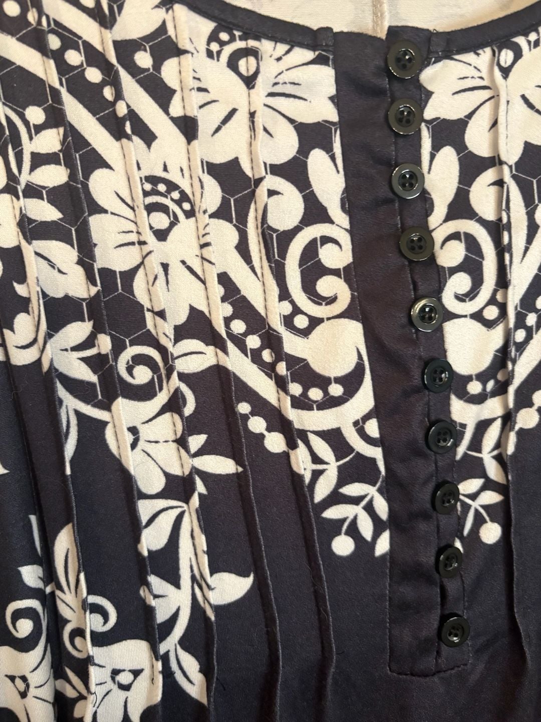 Black White Floral Paisley Tunic Plus 3XL Pleated Button Front Top 3