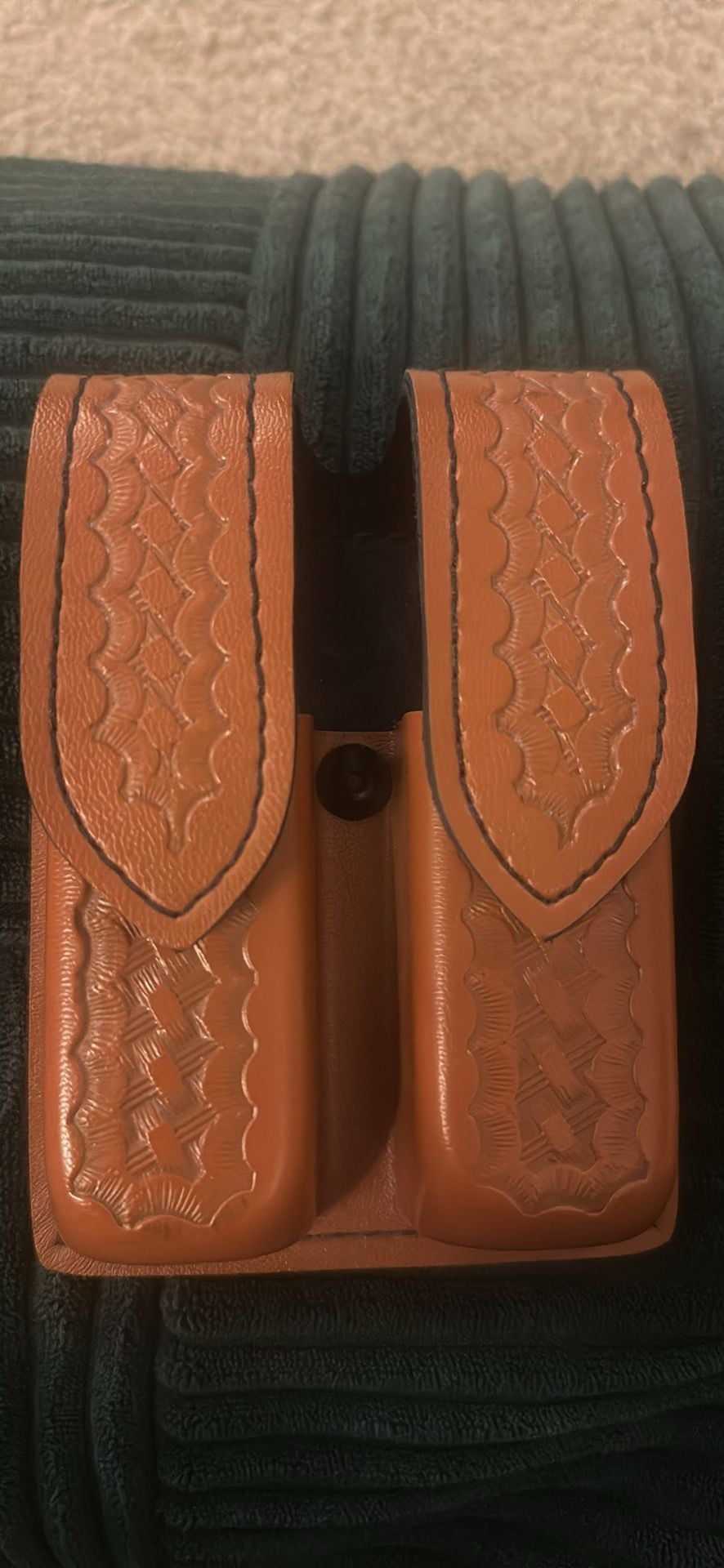 Safariland 77 Double Magazine Pouch Glock 20/21 Tan Basketweave Leather 2