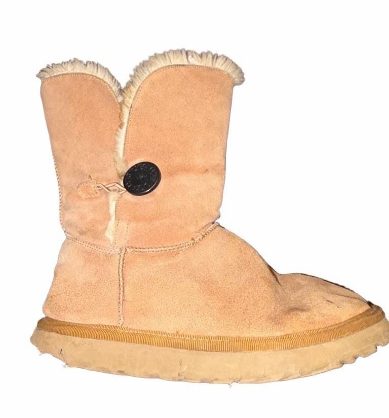 Ugg Bailey Button Brown Suede Boots 5