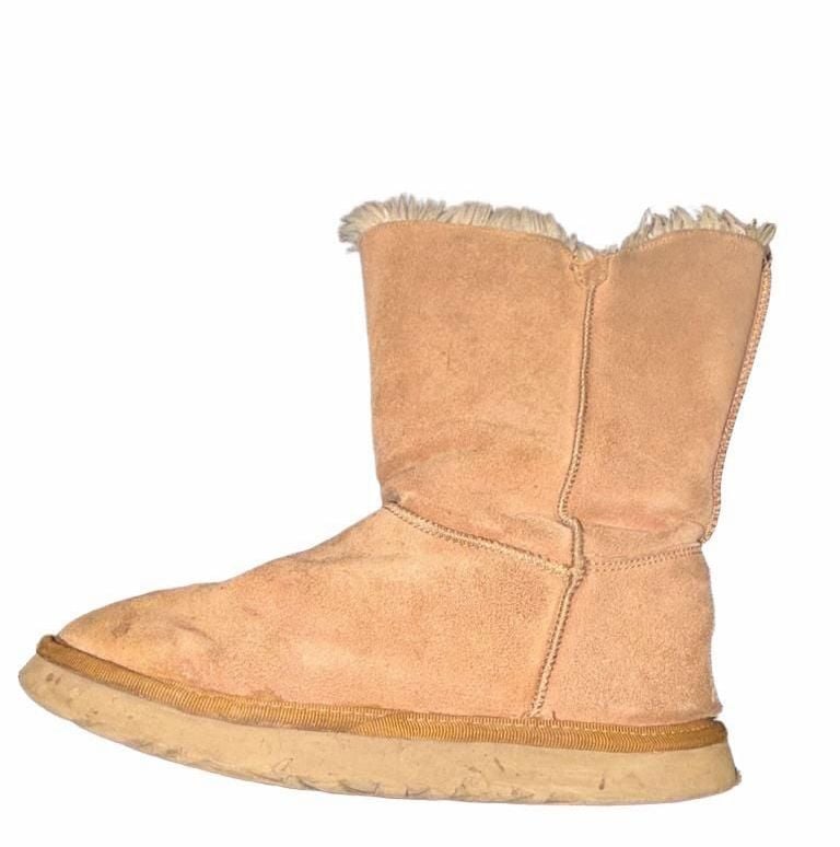 Ugg Bailey Button Brown Suede Boots 6