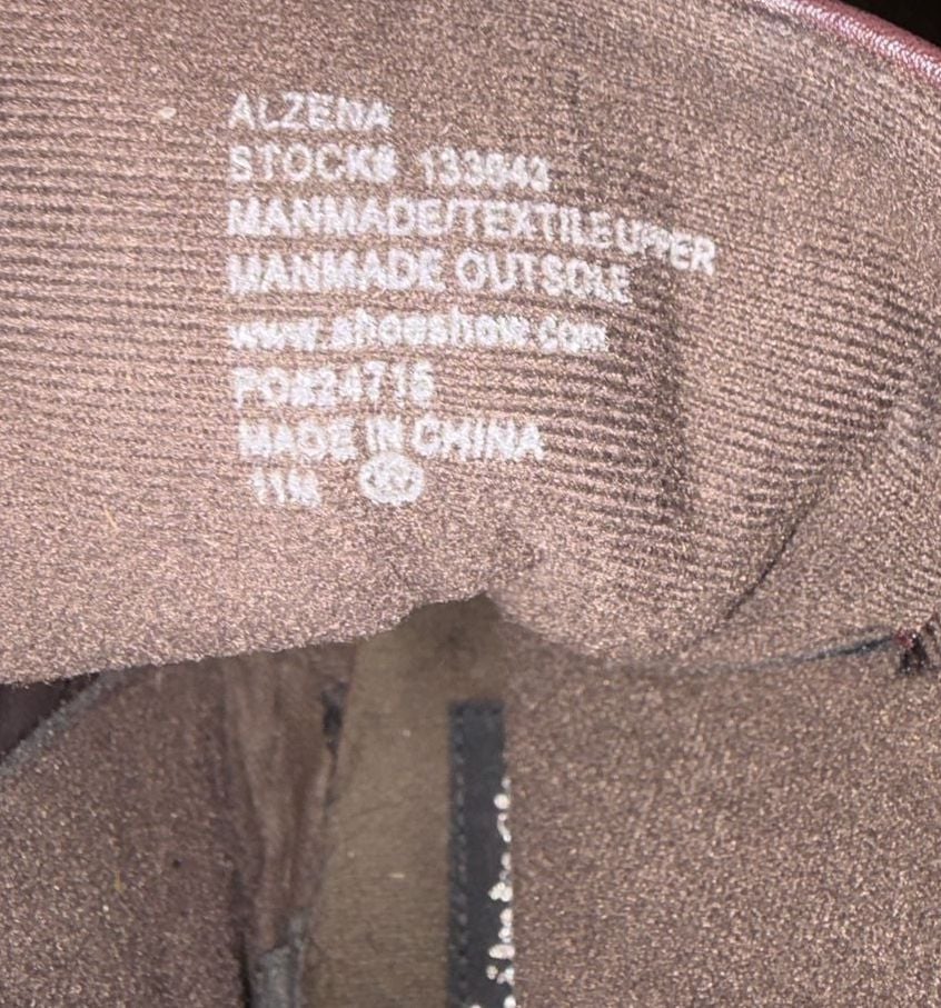 Soda Alzena Size 11M Burgundy Combat Boots 6