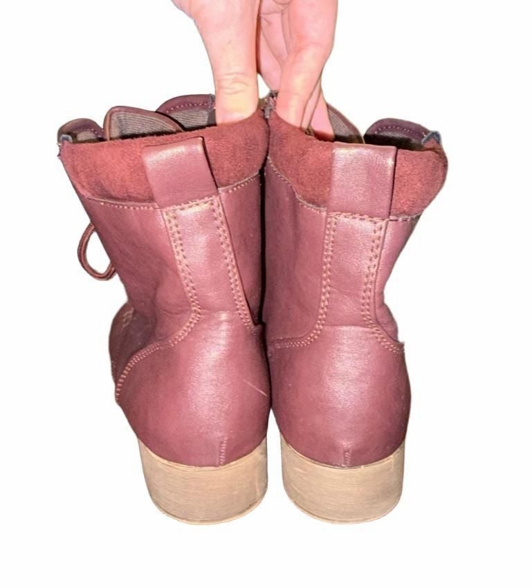 Soda Alzena Size 11M Burgundy Combat Boots 4