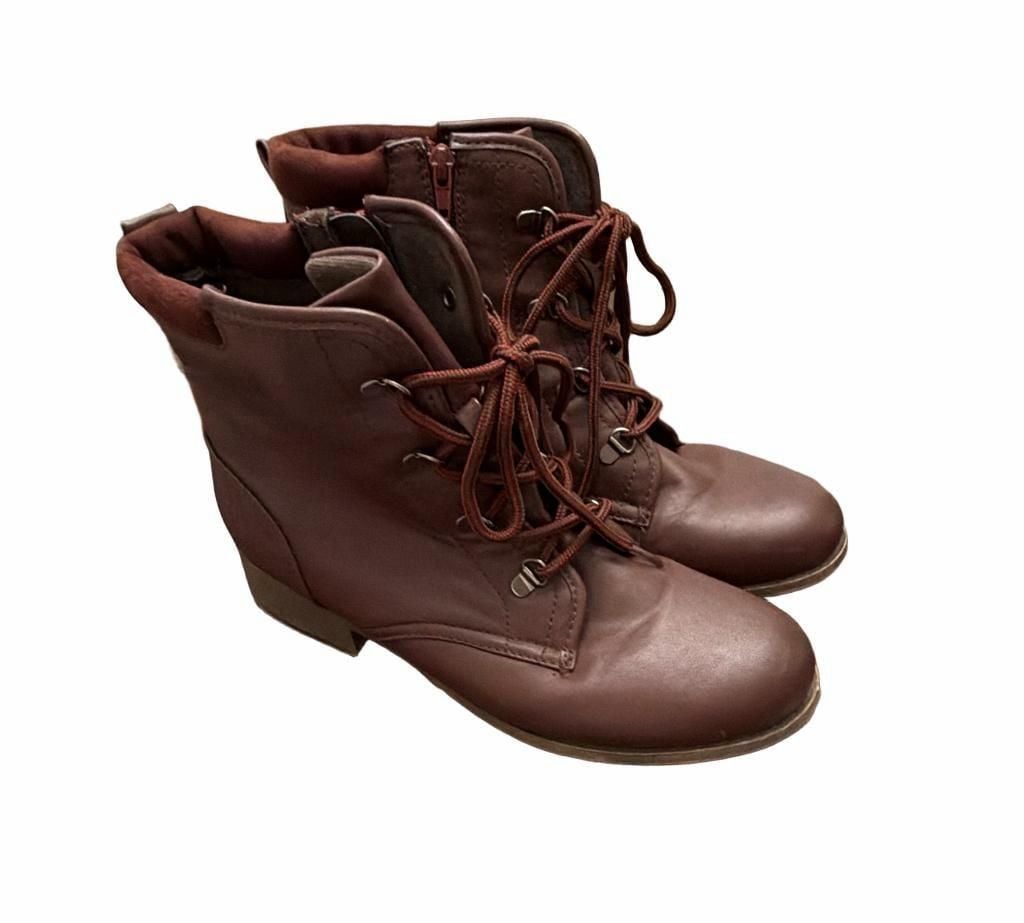 Soda Alzena Size 11M Burgundy Combat Boots 2
