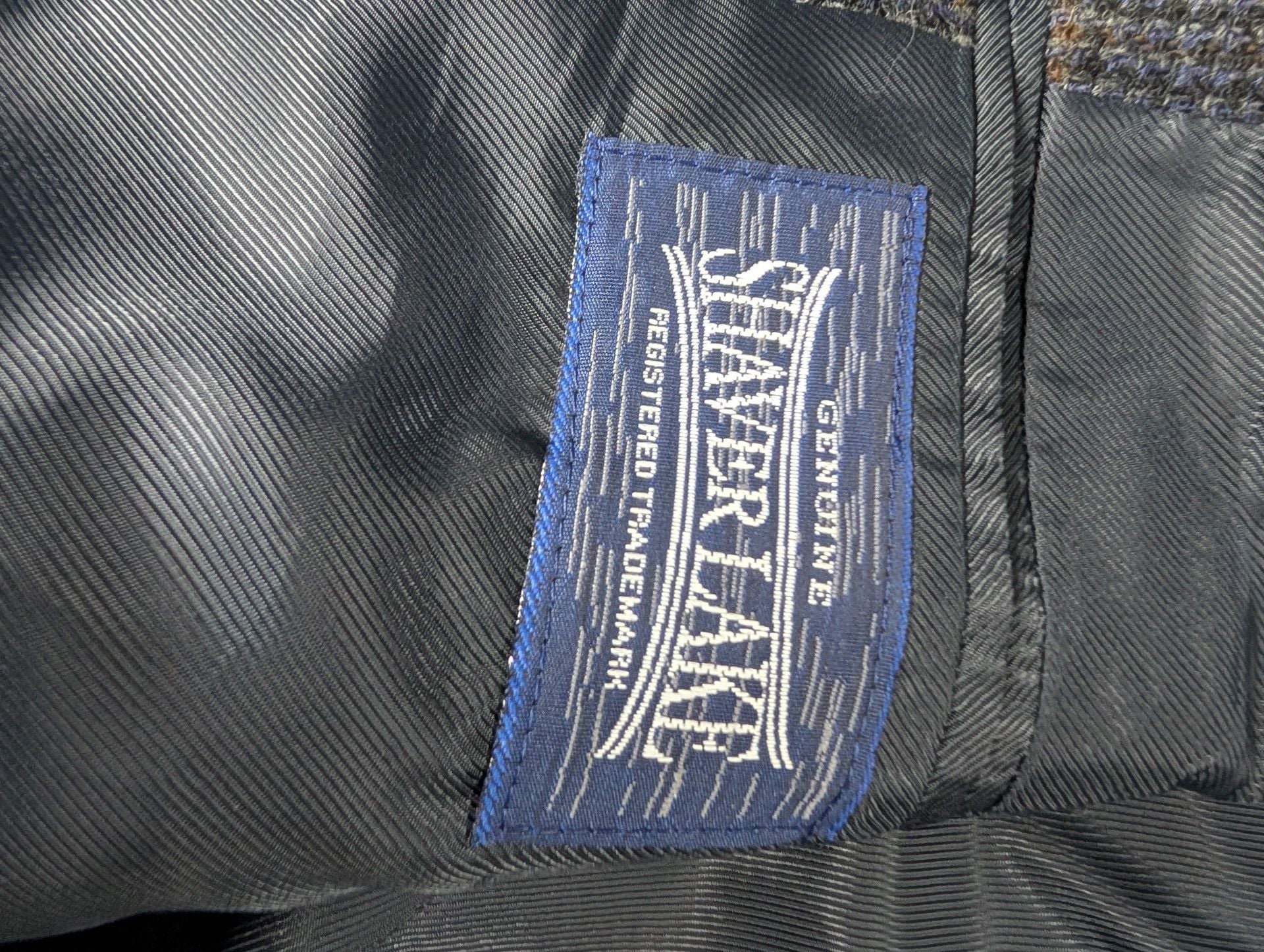 Product thumbnail 4