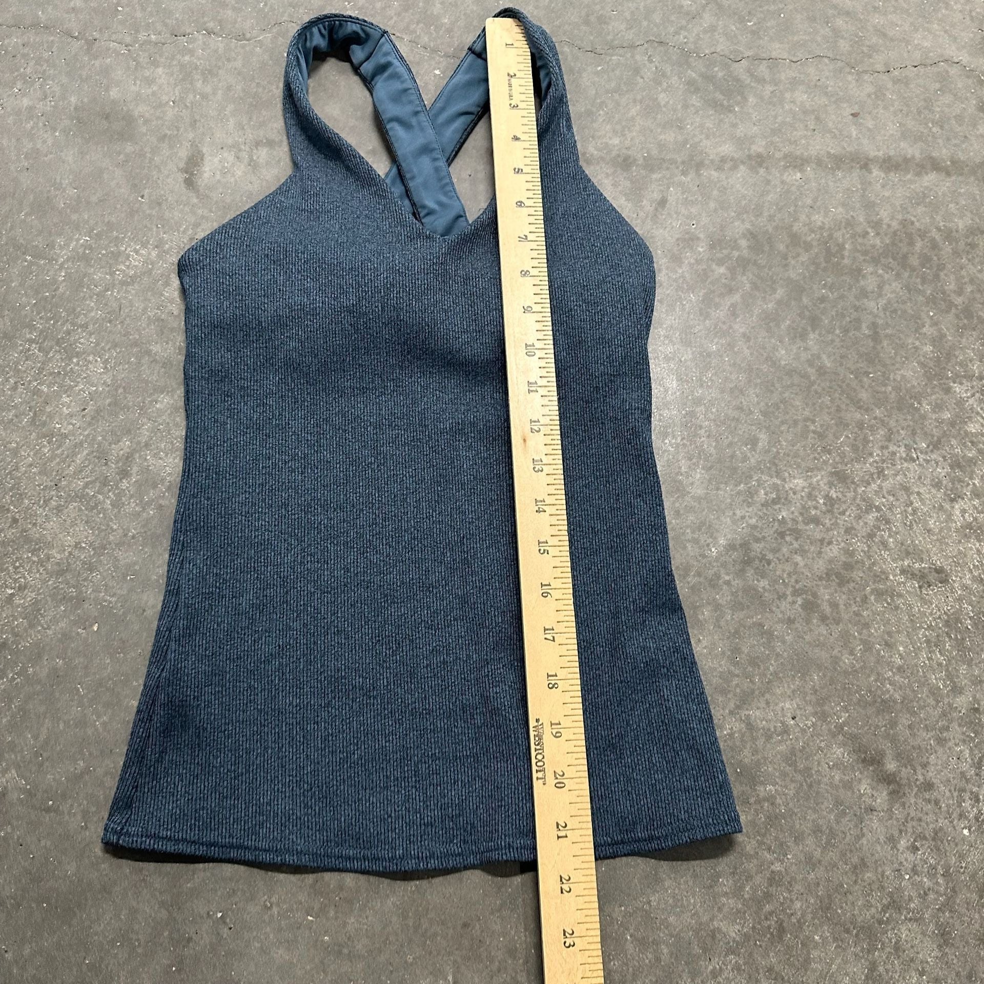 Alo Yoga Ribbed Halter Tank Top Small Cross Back Built In Bra Activewear 6