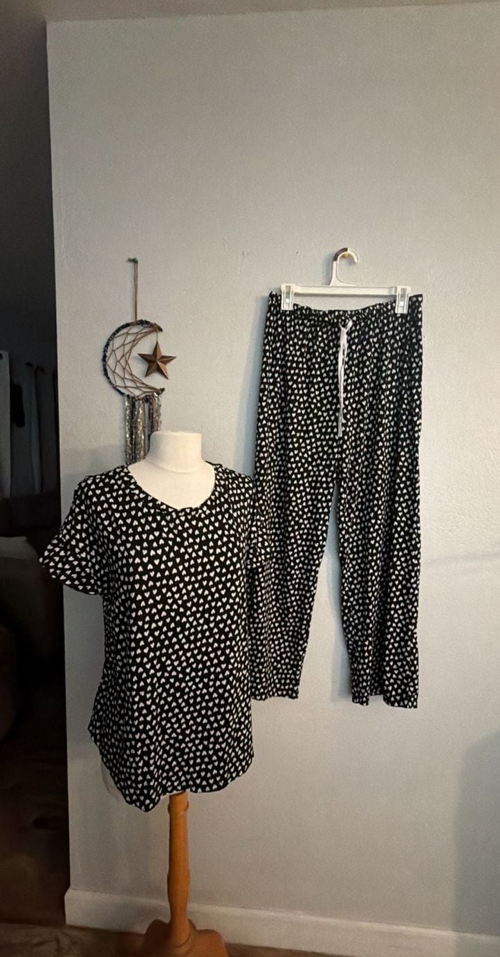 Anne Klein Pajama Set Size L Black White Heart Print Sleepwear 1