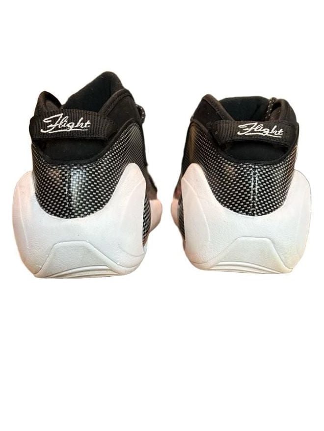 Nike Air Zoom Flight 95 Black Metallic Silver
Jason Kidd 6
