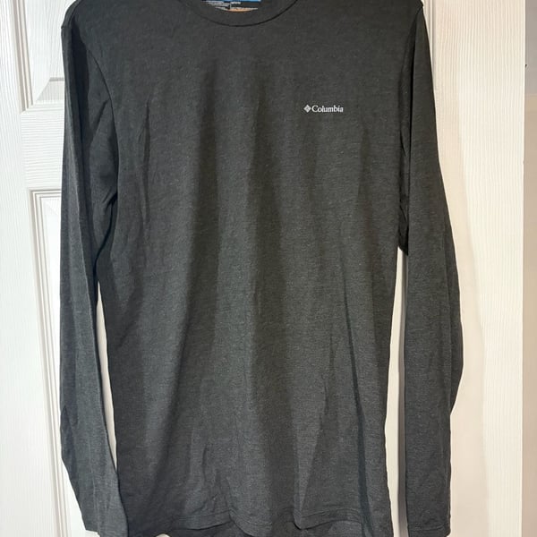 Columbia Long Sleeve Crew Shirt Size M Charcoal Gray Cotton Blend