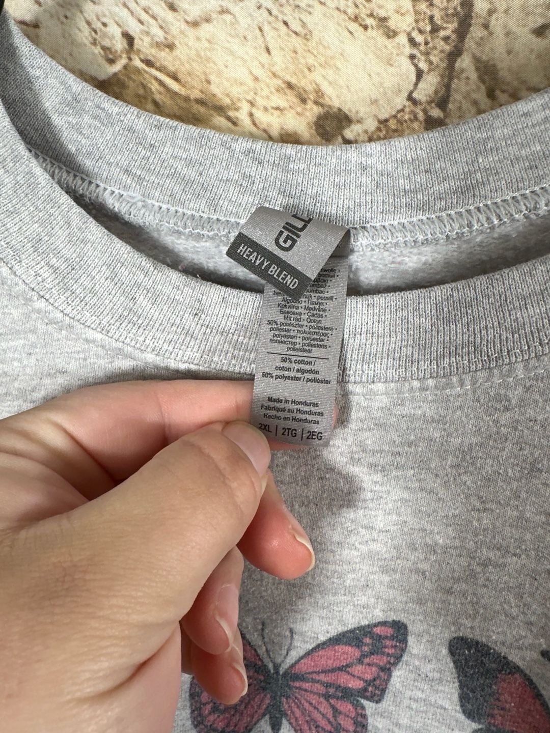 Gildan Butterfly Crewneck Sweatshirt Size 2XL Gray Good Things Ahead 4