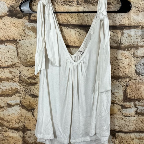 We The Free Tank Top Size XS White Tie Shoulder V-Neck