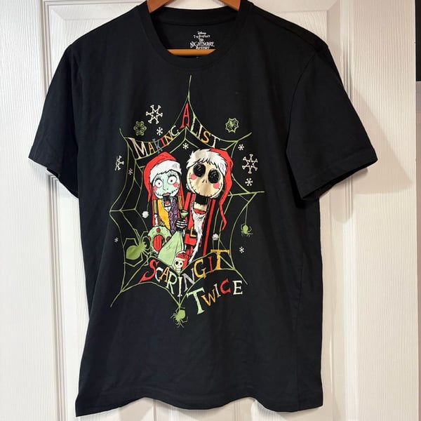 Disney The Nightmare Before Christmas Graphic T-Shirt Size L Black Making A List