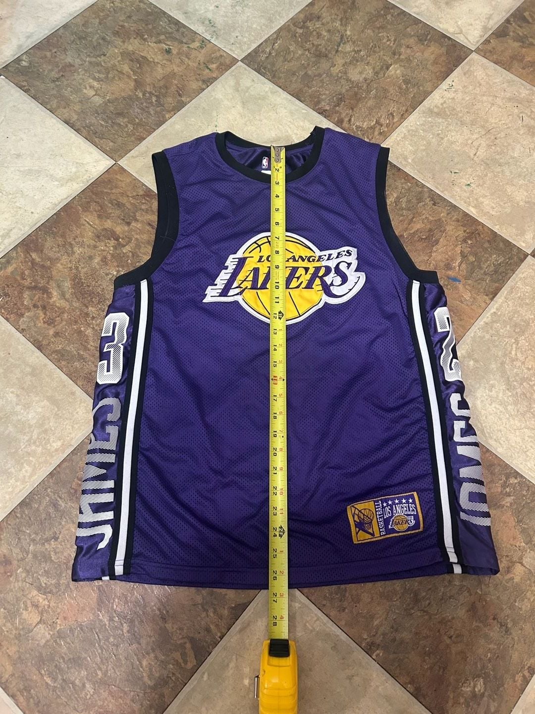 Ultra Game NBA Los Angeles Lakers LeBron James Jersey Size L 4