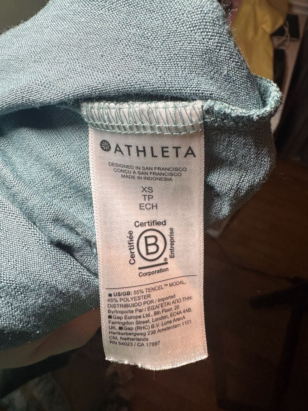 Athleta Breezy Scoop V-Neck Tee Women’s XS Blue Gray Tencel Modal 5