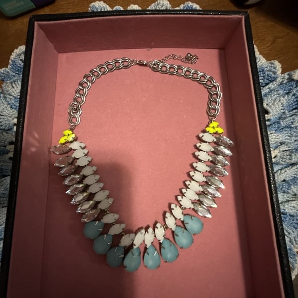 Stella & Dot Marina Statement Necklace Blue White Yellow