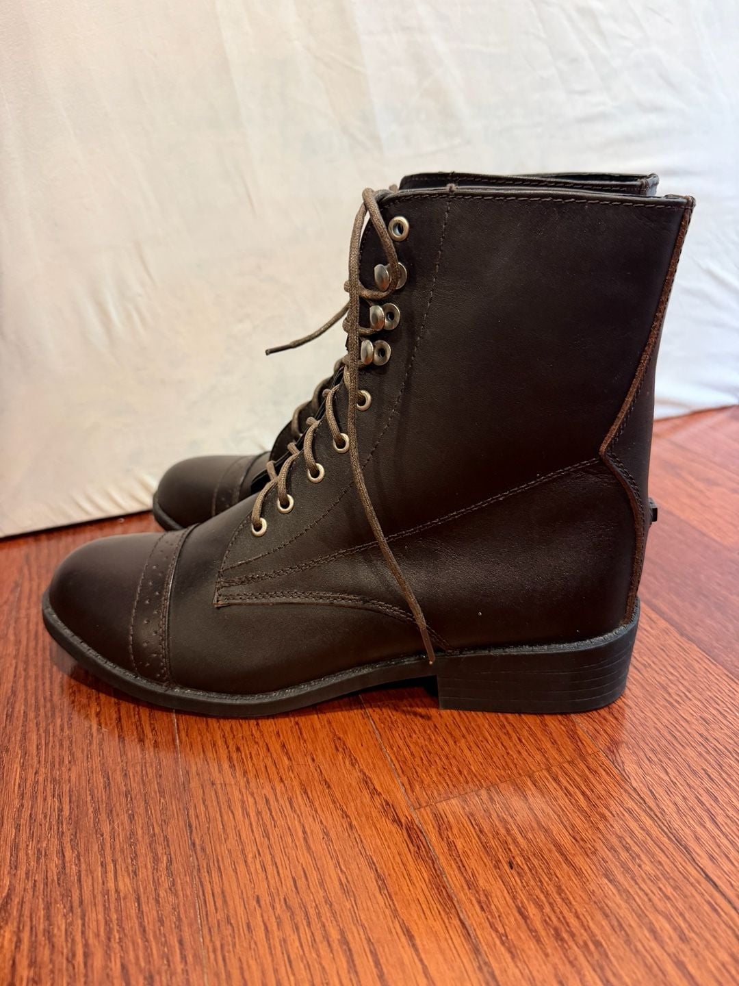 Dublin Lace-Up Boots Size US 9 Brown Leather Cap Toe 7