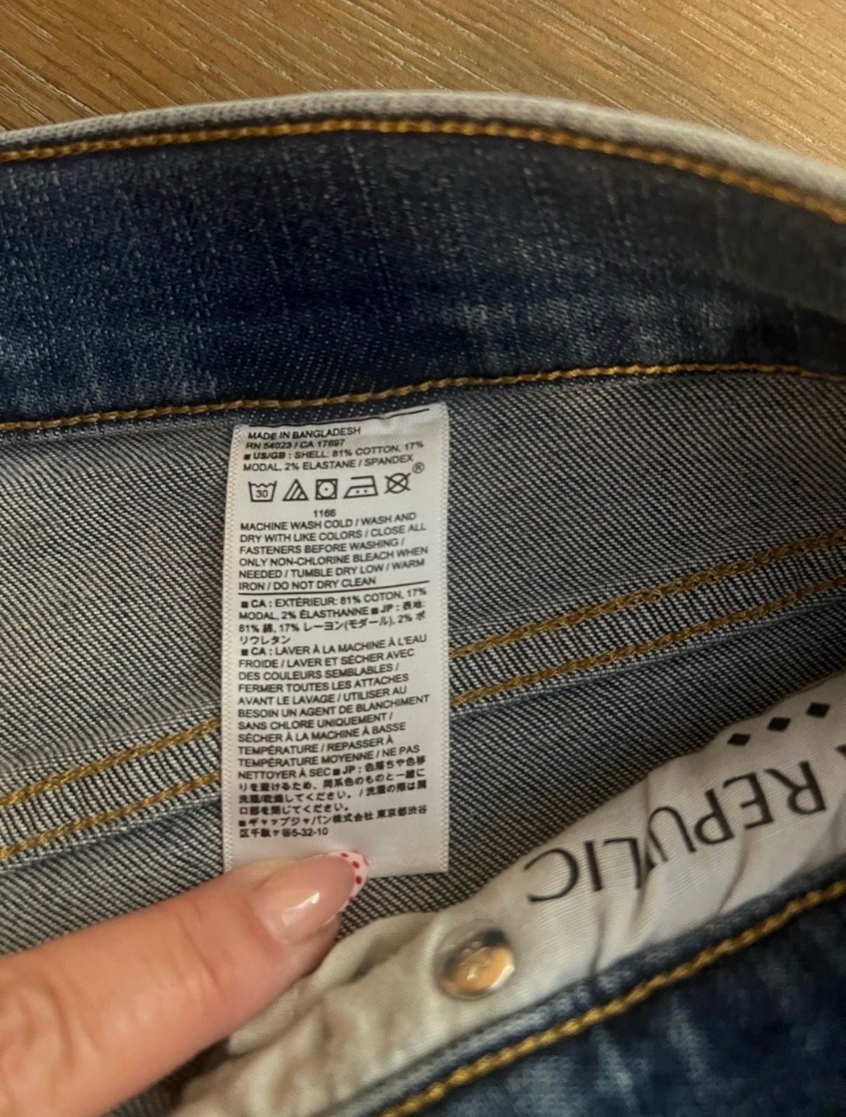 Banana Republic Slim Mid-Rise Size 29/8 Jeans Raw Hem Blue 6