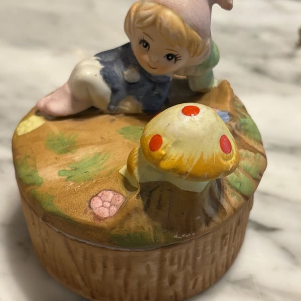 Homco trinket box with an elf and mushrooms