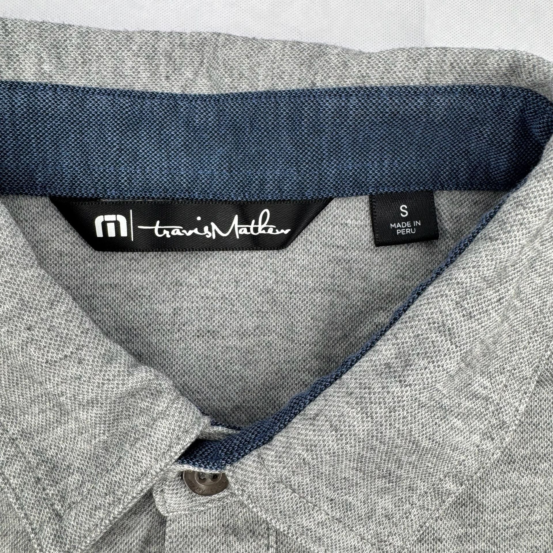 TravisMathew Four B'S Polo Shirt Size S Gray Navy Blue Pocket 3