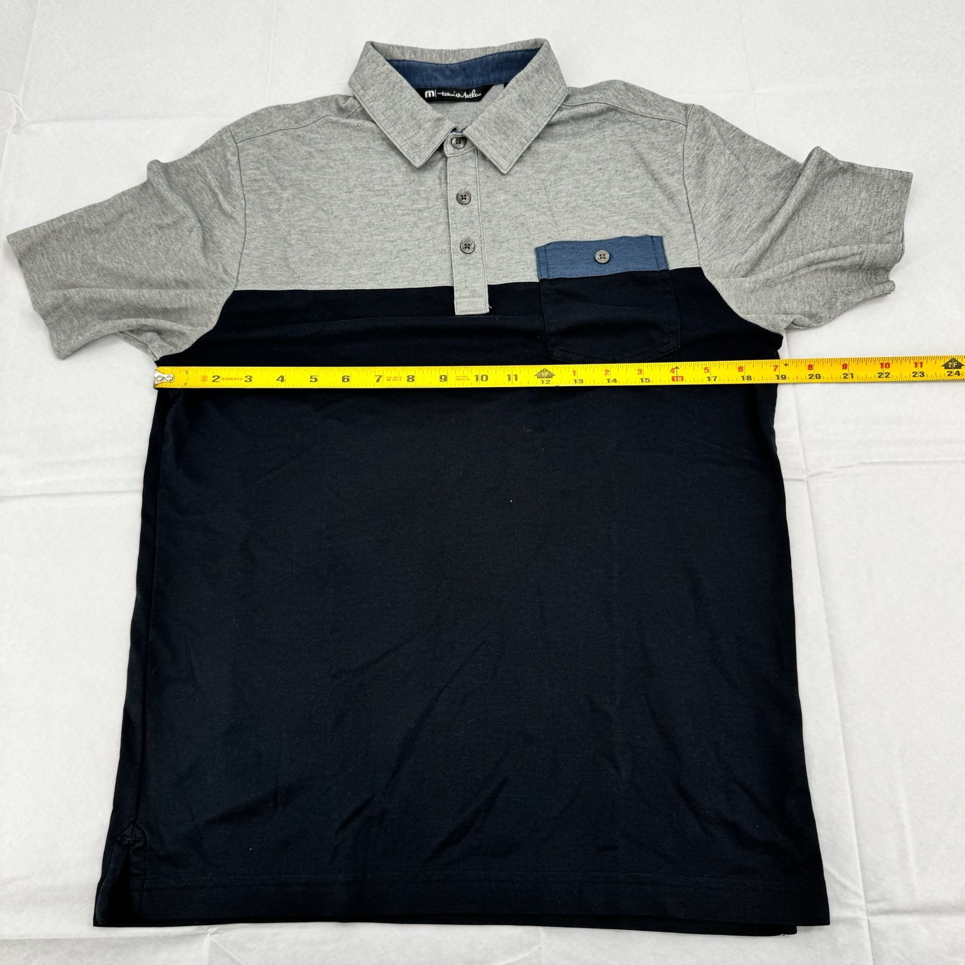 TravisMathew Four B'S Polo Shirt Size S Gray Navy Blue Pocket 5