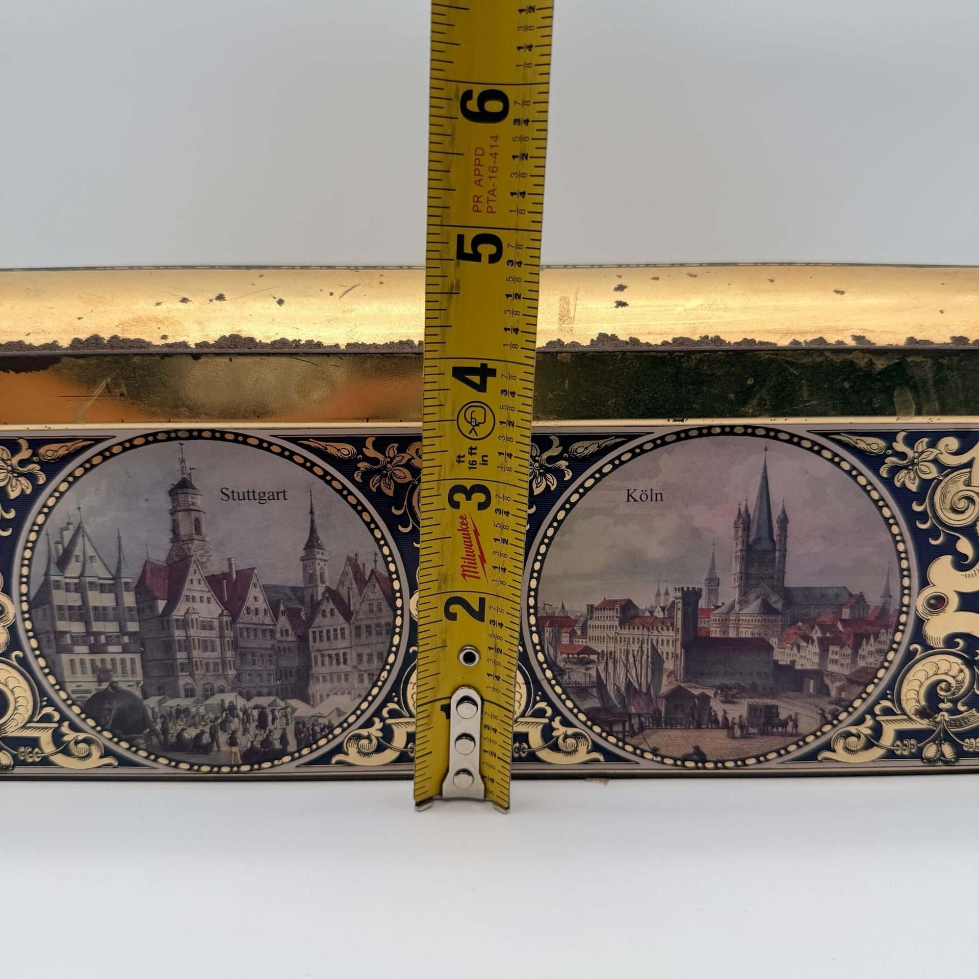 Henry Lambertz Vintage 1998 German Cityscape Metal Storage Tin Box 13