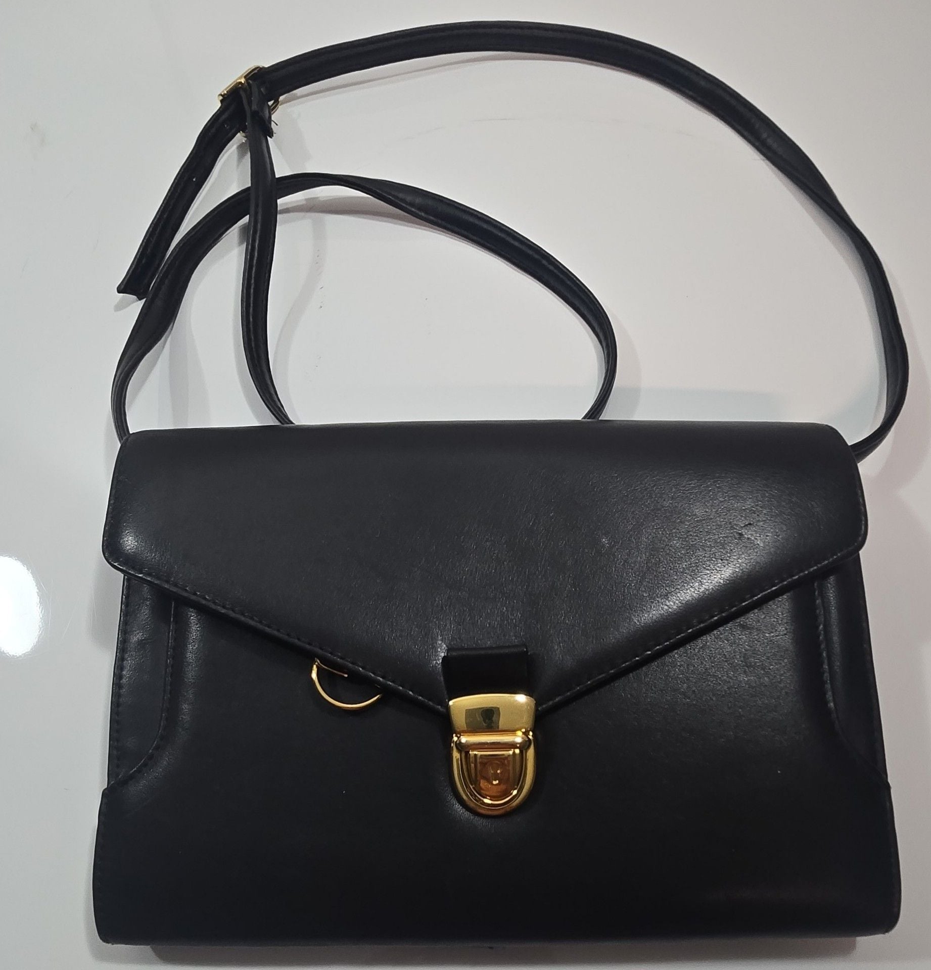 Diamicci Black Leather Crossbody Bag Gold Hardware 2
