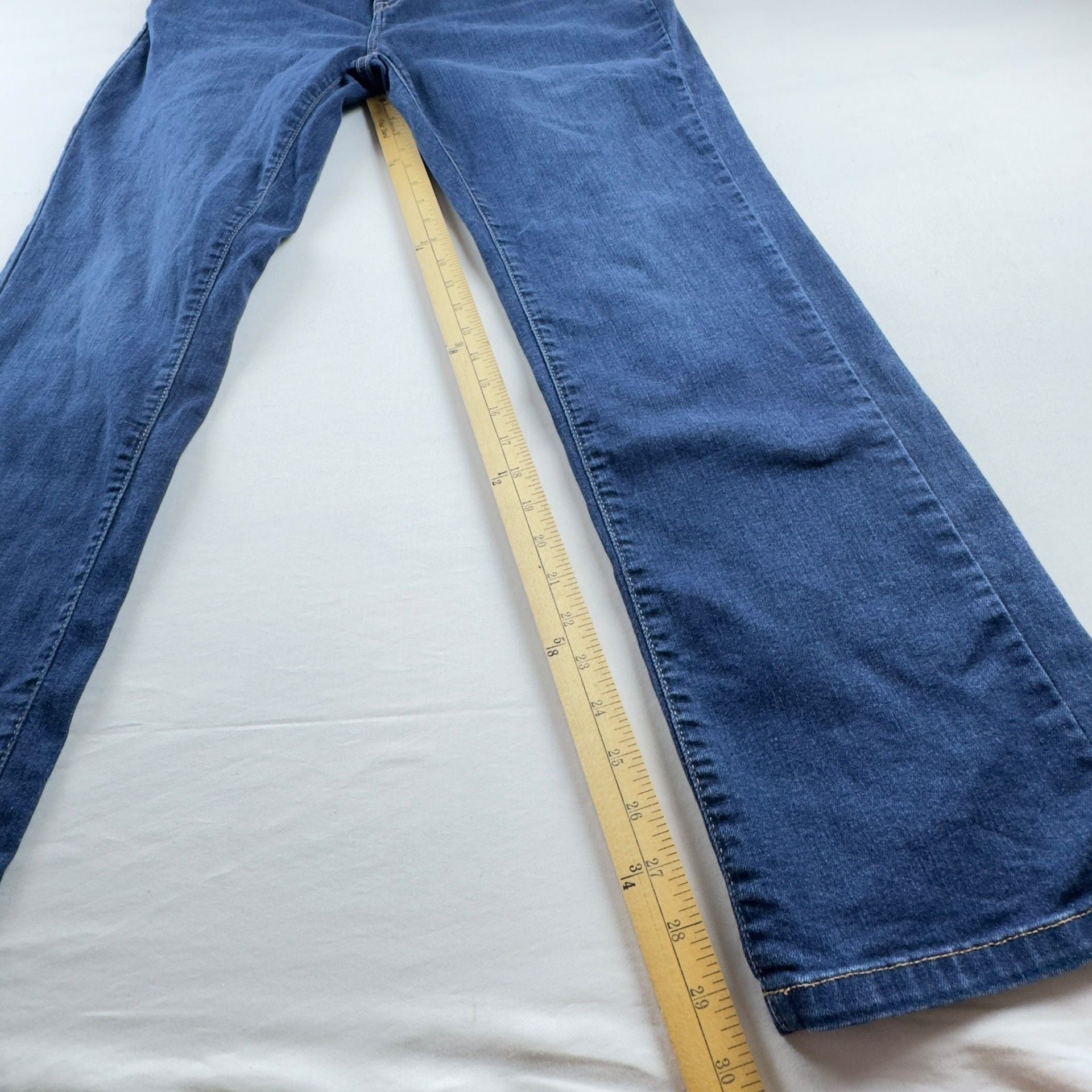 L.L. Bean Classic Fit Jeans Size 14 MT Blue Denim Raw Hem 4