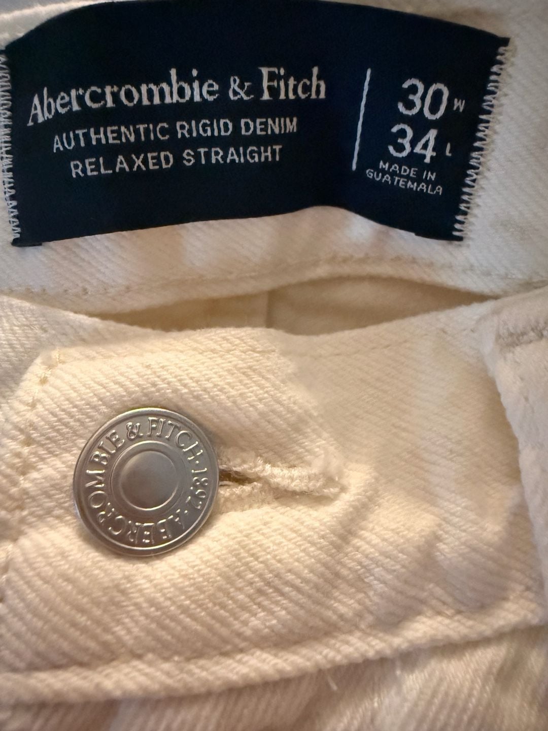 NWT Abercrombie & Fitch Relaxed Straight Jean Size 30X34 w/flaw 8