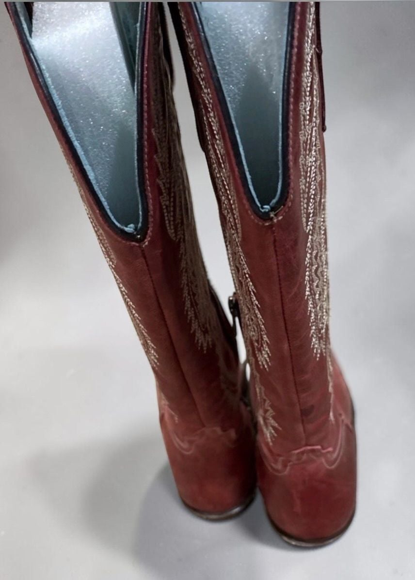 Corral E1318 Red Embroidery Tall Top Snip Toe Cowboy Boots size 8 M 7