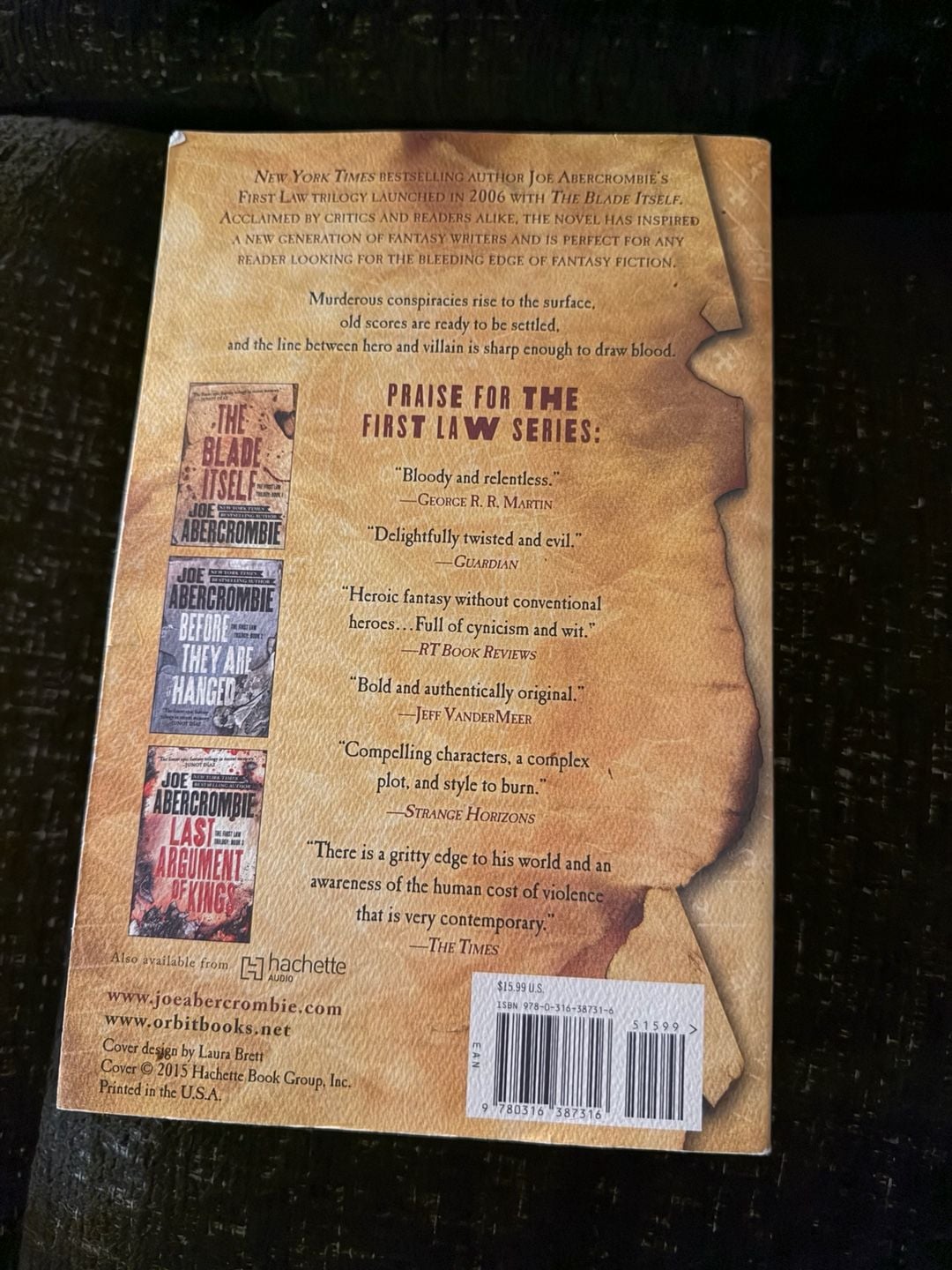 Joe Abercrombie The Blade Itself Paperback Novel Book 2