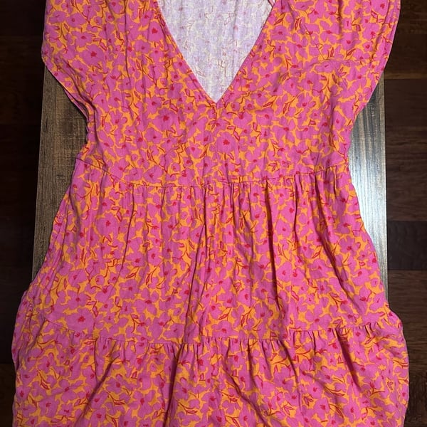 Universal Thread Mini Dress Size M Pink Orange Floral Tiered Flutter