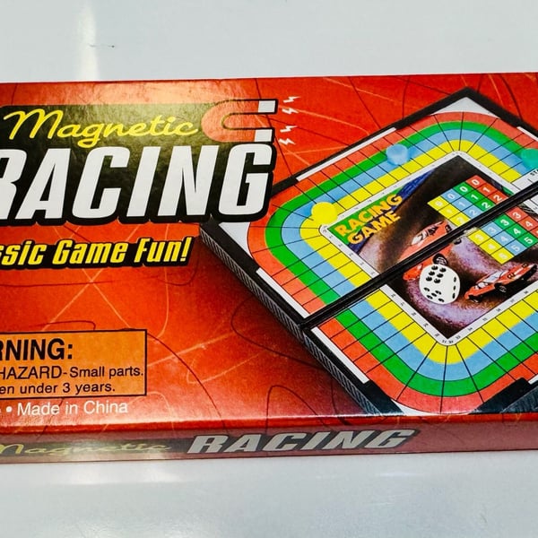 The Toy Network Magnetic Racing Classic Game Fun NEW