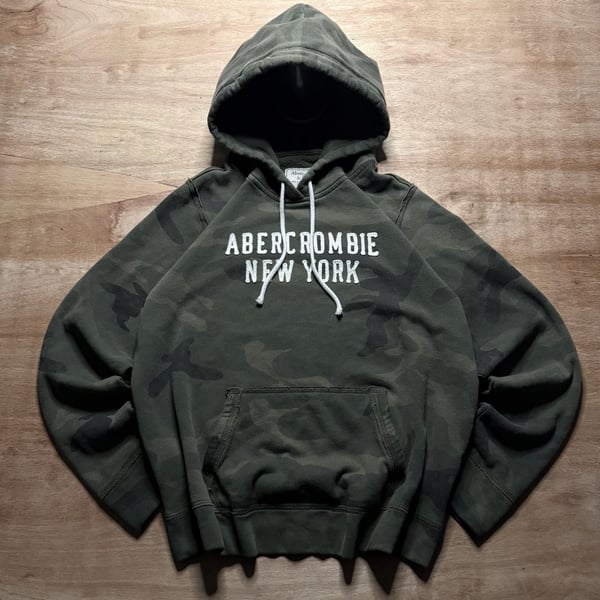 Vintage Y2K Abercrombie & Fitch Camo Hoodie XL New York Spellout