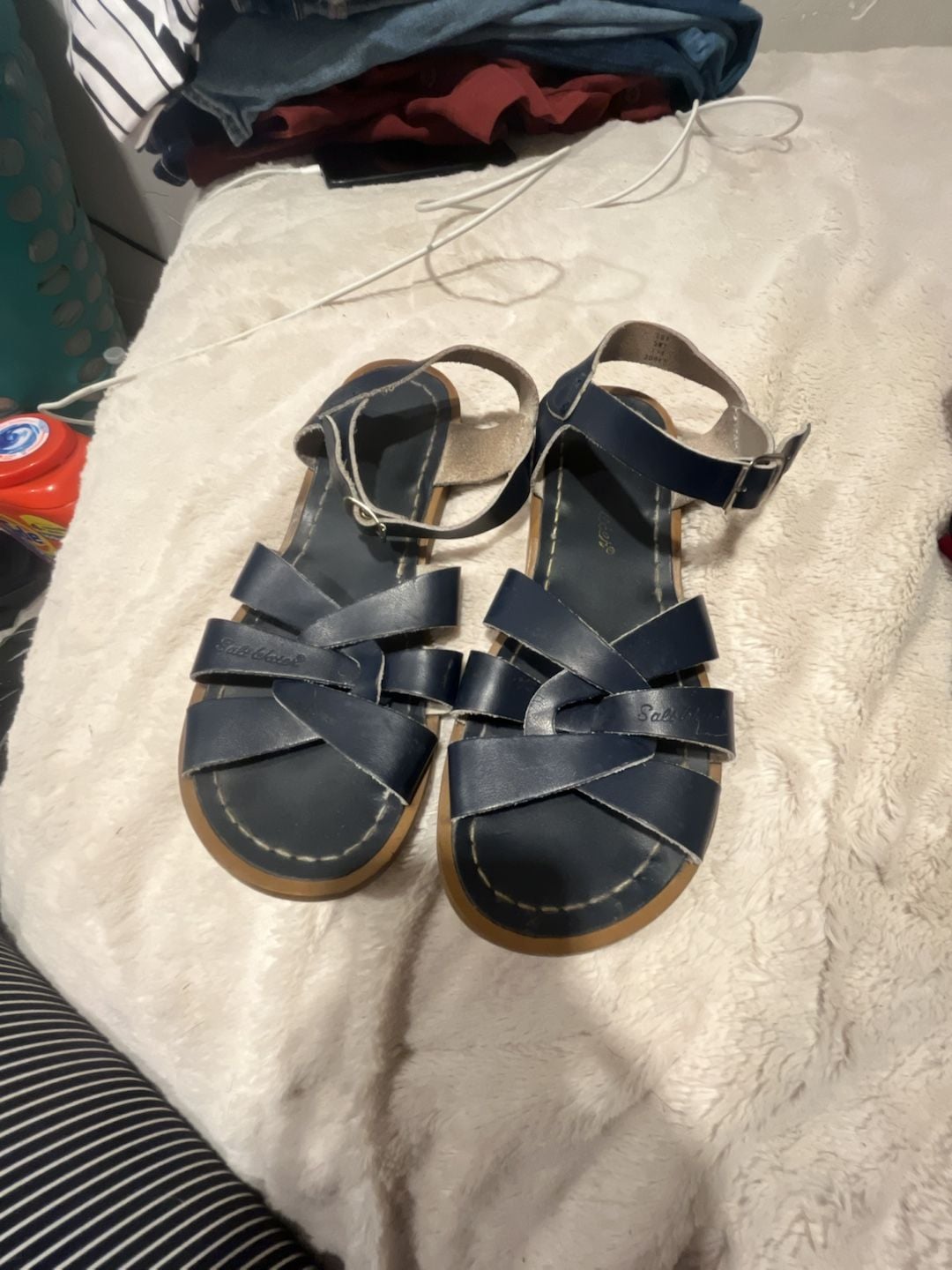 Salt Water Original Sandal Size 8 Big Kid Navy Blue Leather Sandals 2