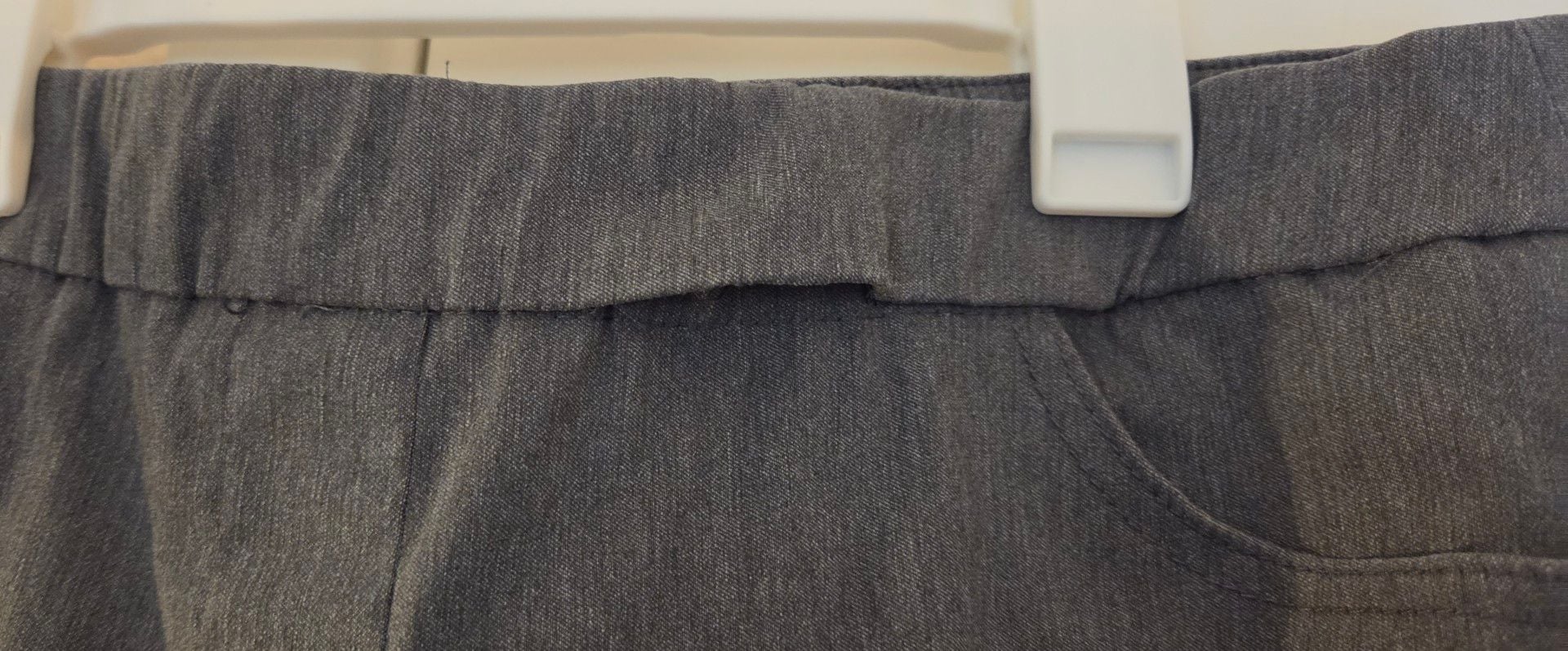 Alfred Dunner Pull-On Career Pants Gray Stretch Size 10 3